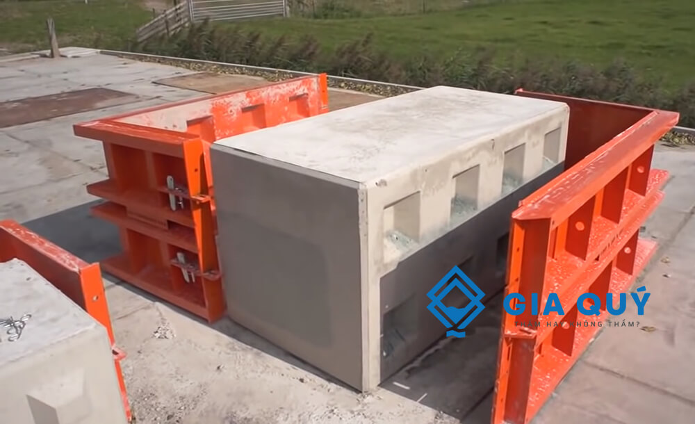 công dụng tuyệt với của hóa chất tách ván khuôn